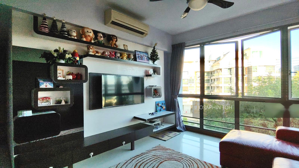 The Waterina (D14), Apartment #226135871